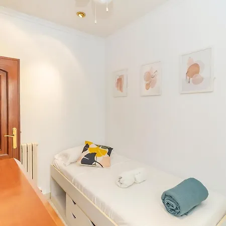 Maxwell House Apartman